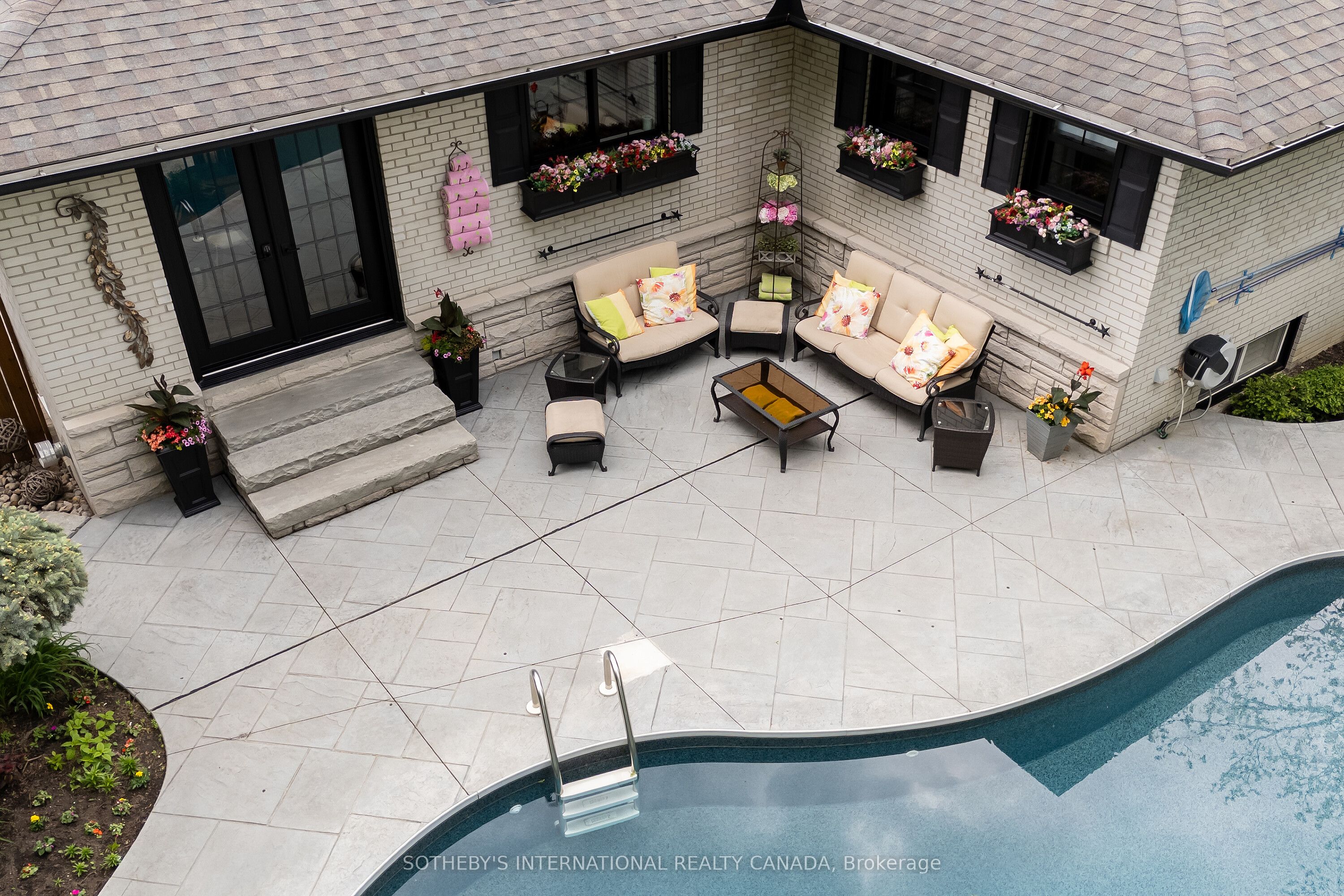 7 Welbrooke Place