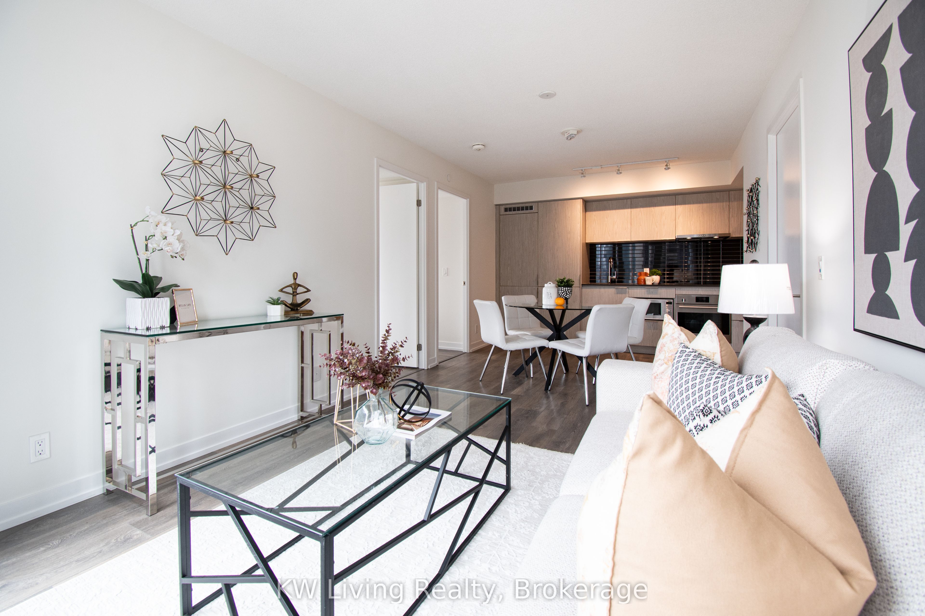 60 Shuter Street 2506