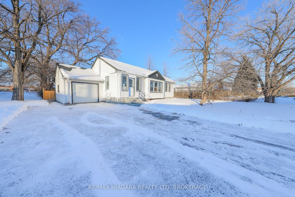 Photo of 5 Meadowvale Drive, St. Catharines, ON L2N 3Z6 (MLS # X12731470)