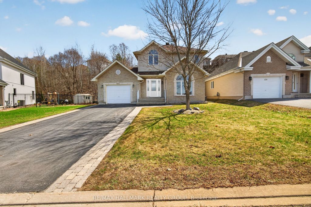 Photo of 131 Beaumont Avenue, Clarence-Rockland, ON K4K 1R7 (MLS # X13053008)