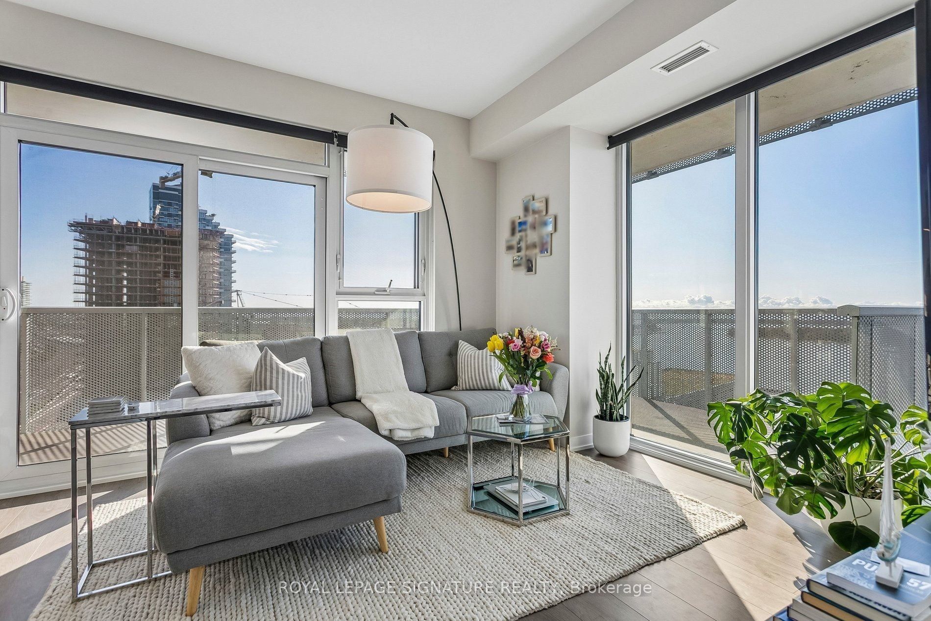 20 Richardson Street 2403