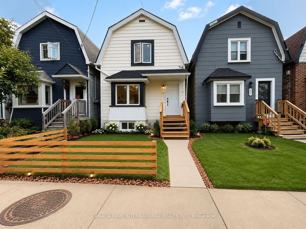 Photo of 283 Harvie Avenue, Toronto, ON M6E 4L1 (MLS # W13524492)