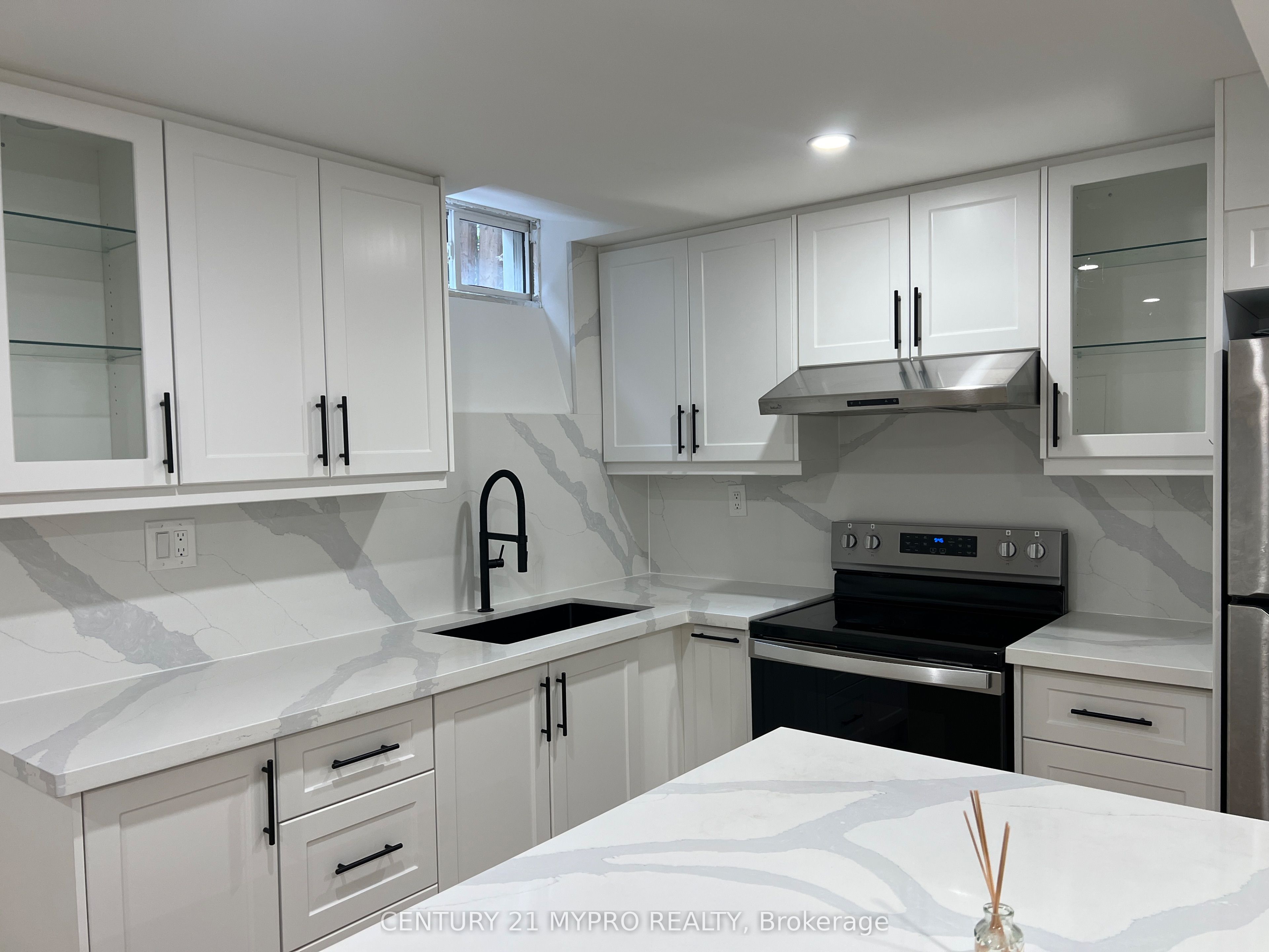 22 Lionheart Lane -Lower