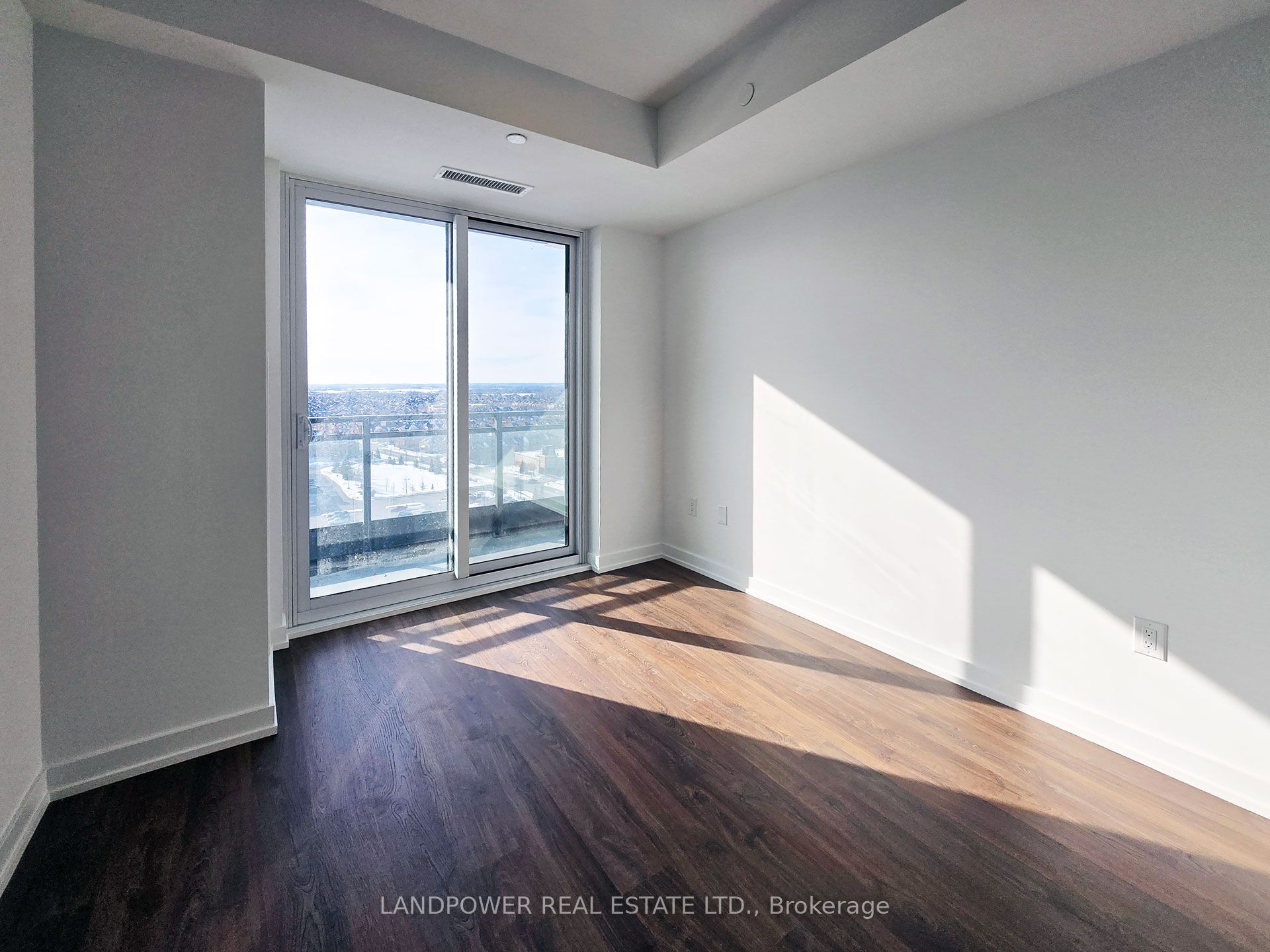 9763 Markham Road 1607