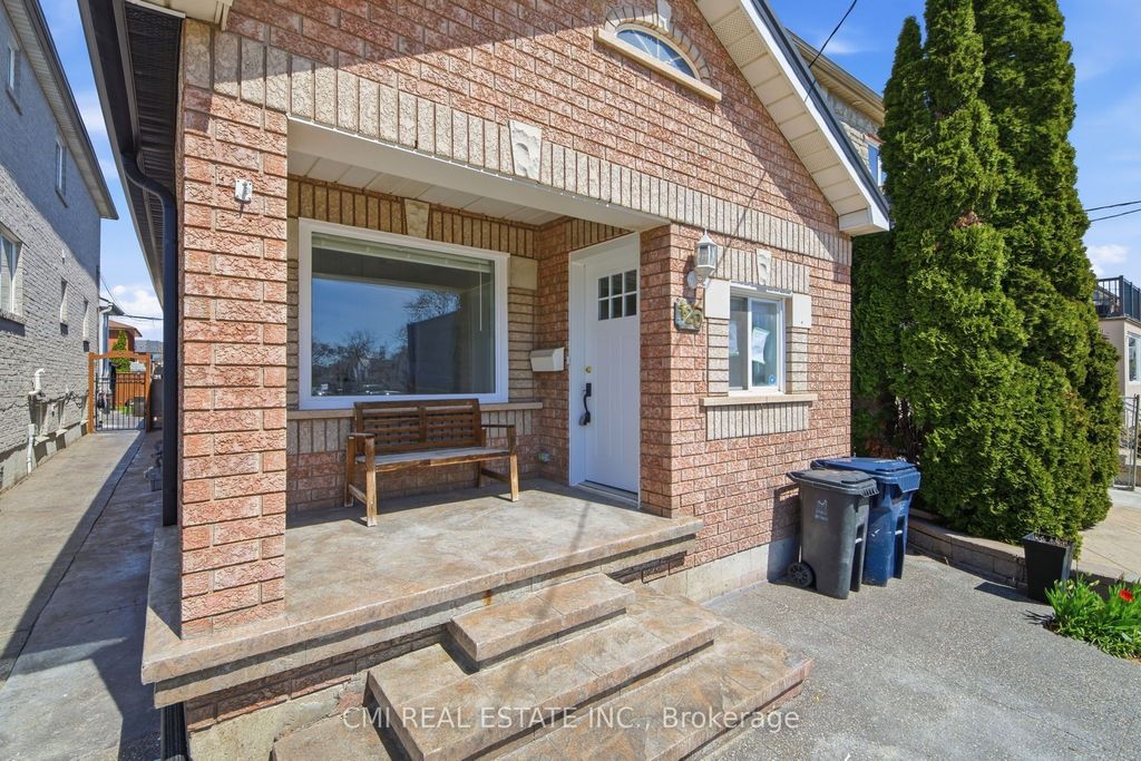 Photo of 120 Northland Avenue, Toronto, ON M6N 2E2 (MLS # W13071174)