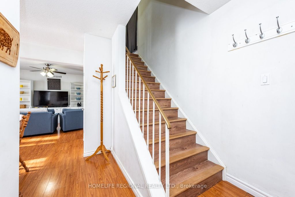 Photo of 26 Garrison Square, Brampton, ON L6S 2H3 (MLS # W12844320)