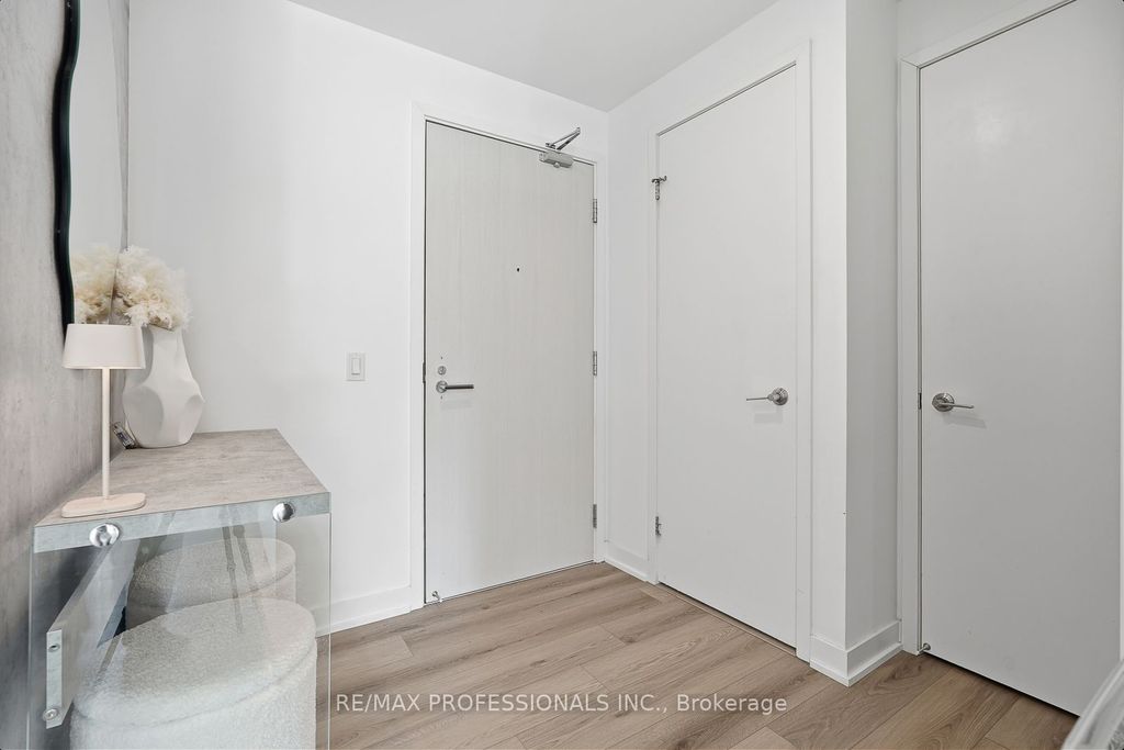 Photo of 115 Blue Jays Way #1505, Toronto, ON M5V 0N4 (MLS # C12869226)
