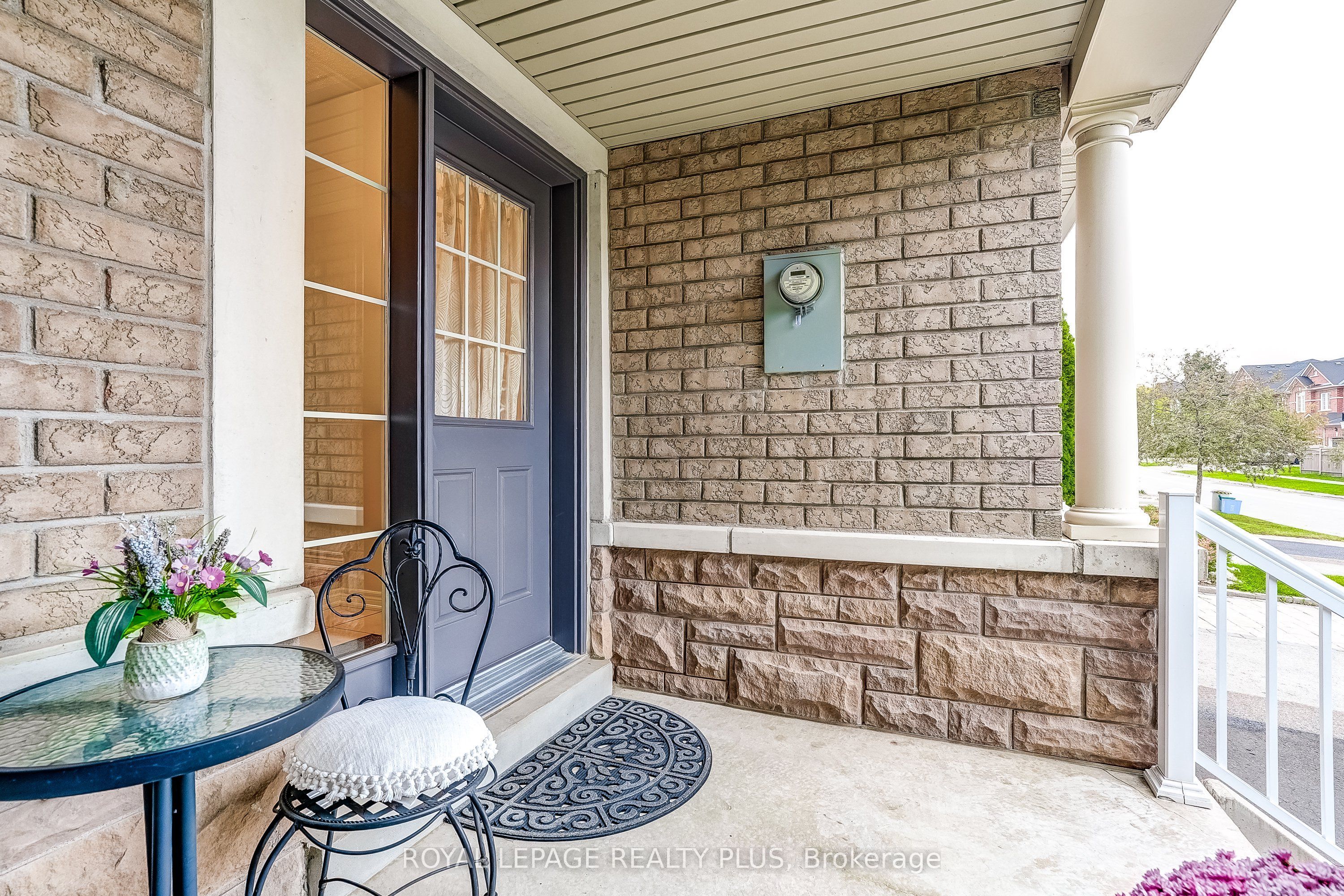172 Lauderdale Drive