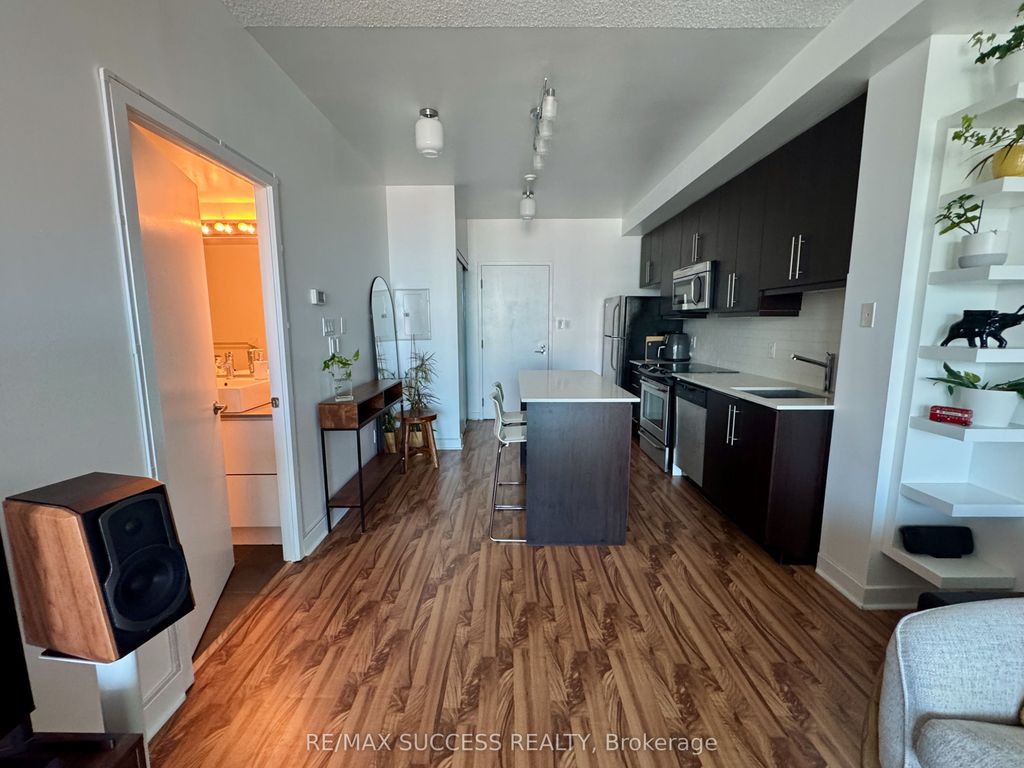 Photo of 1171 Queen Street W #1605, Toronto, ON M6J 0A5 (MLS # C12478493)