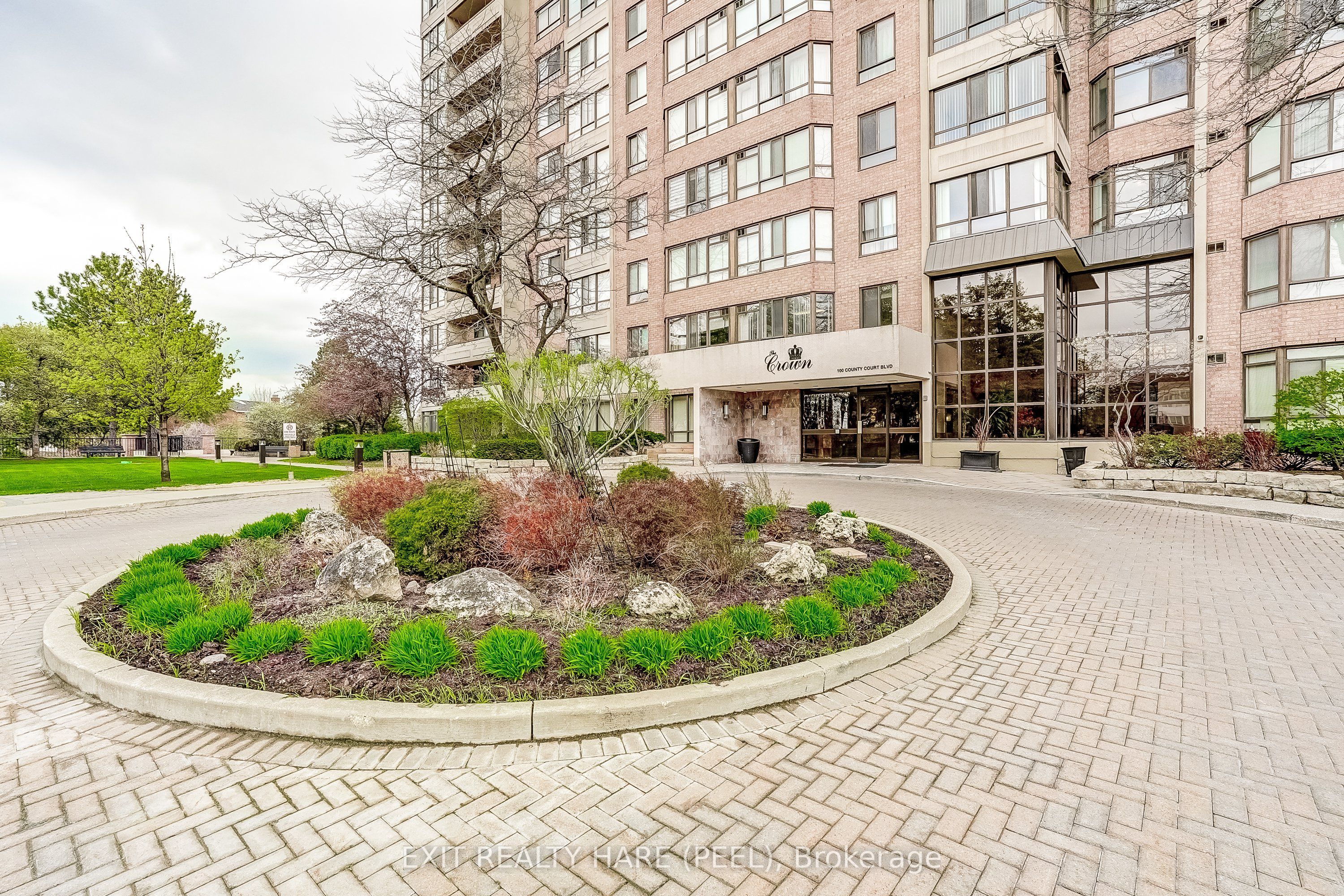 100 County Court Boulevard 1206