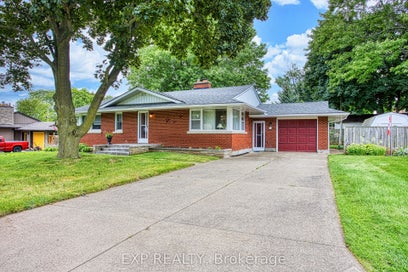 6 Cherrywood Avenue Grimsby ON L3M 2N1
