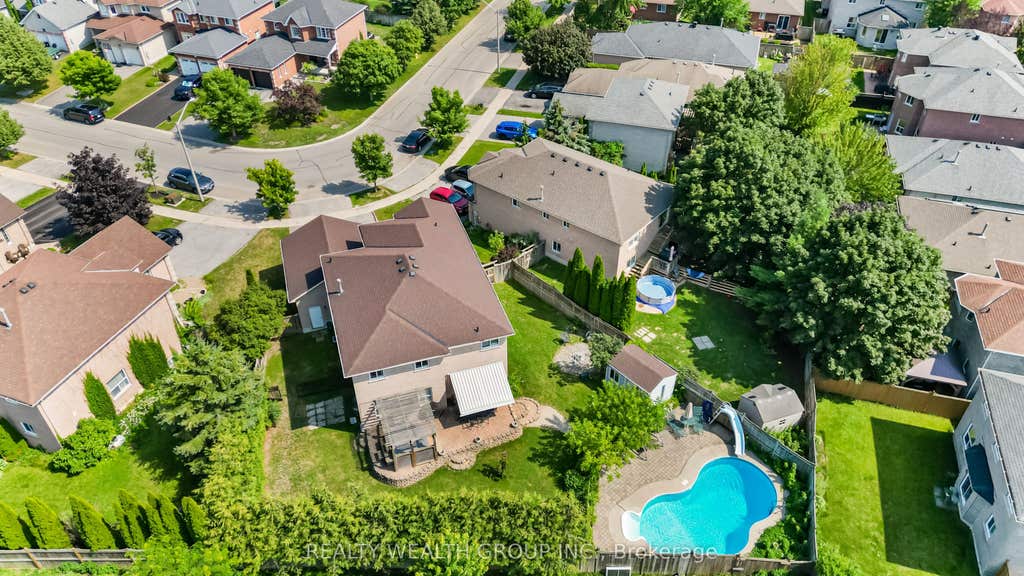 Photo of 32 Reynolds Lane, Barrie, ON L4N 0P9 (MLS # S13637852)