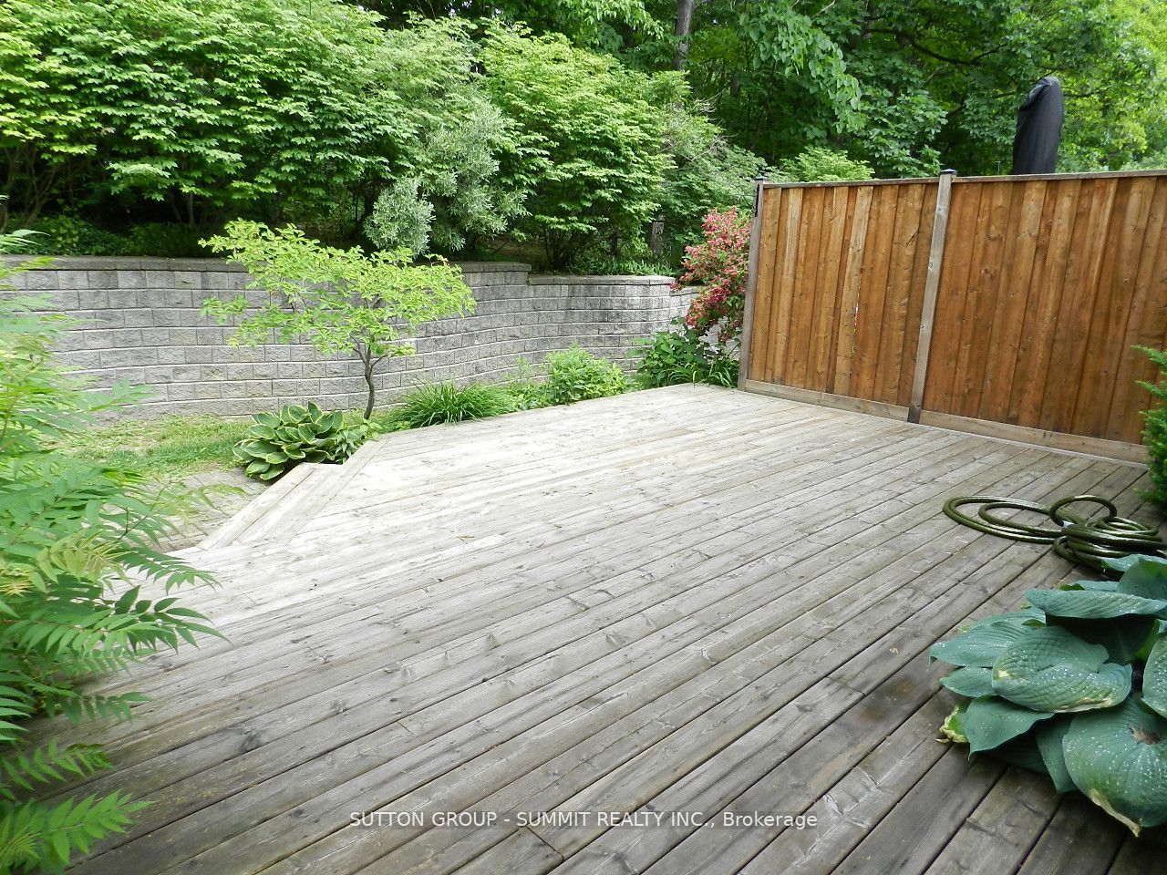 5490 GLEN ERIN Drive 16