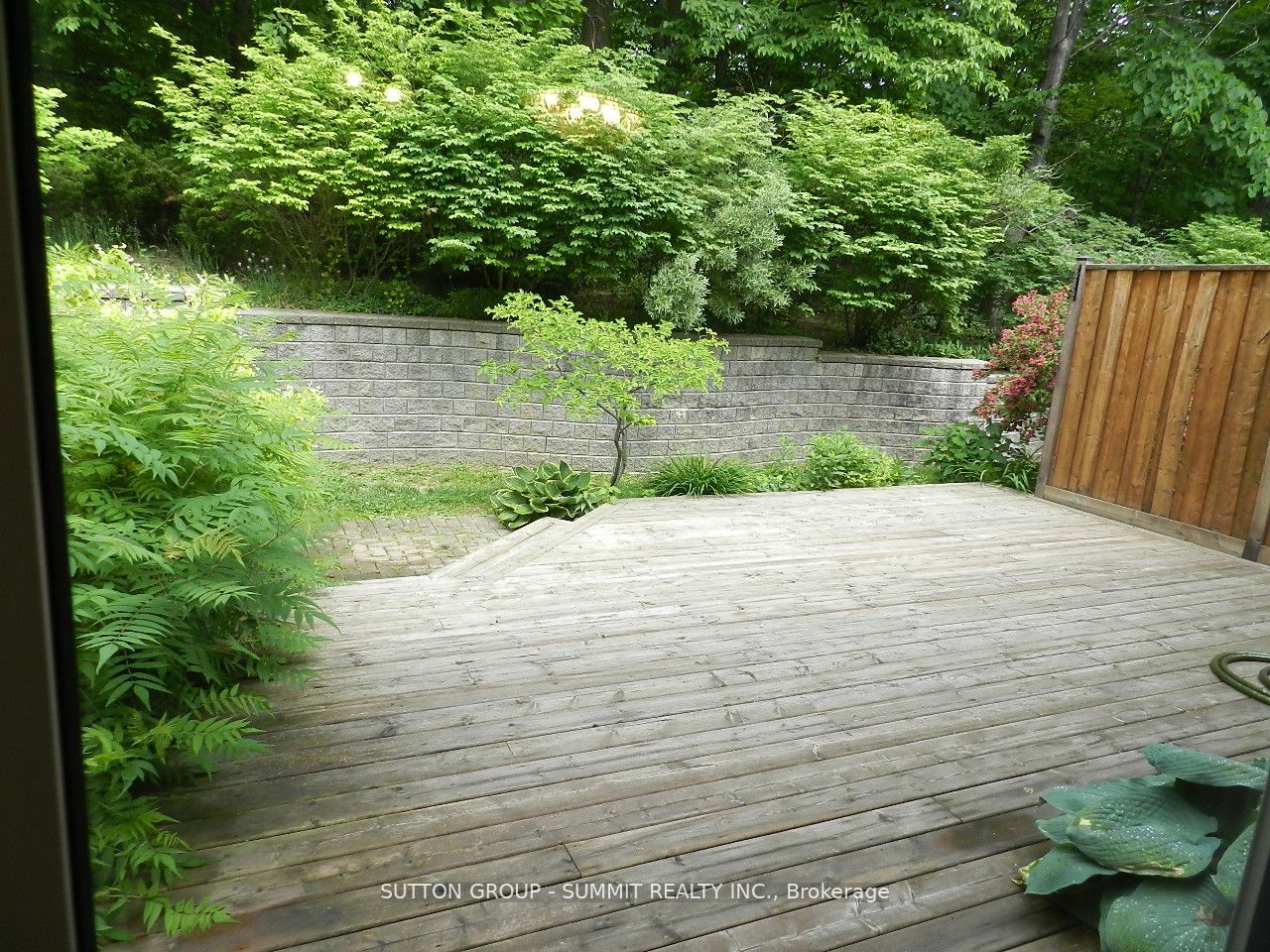 5490 GLEN ERIN Drive 16