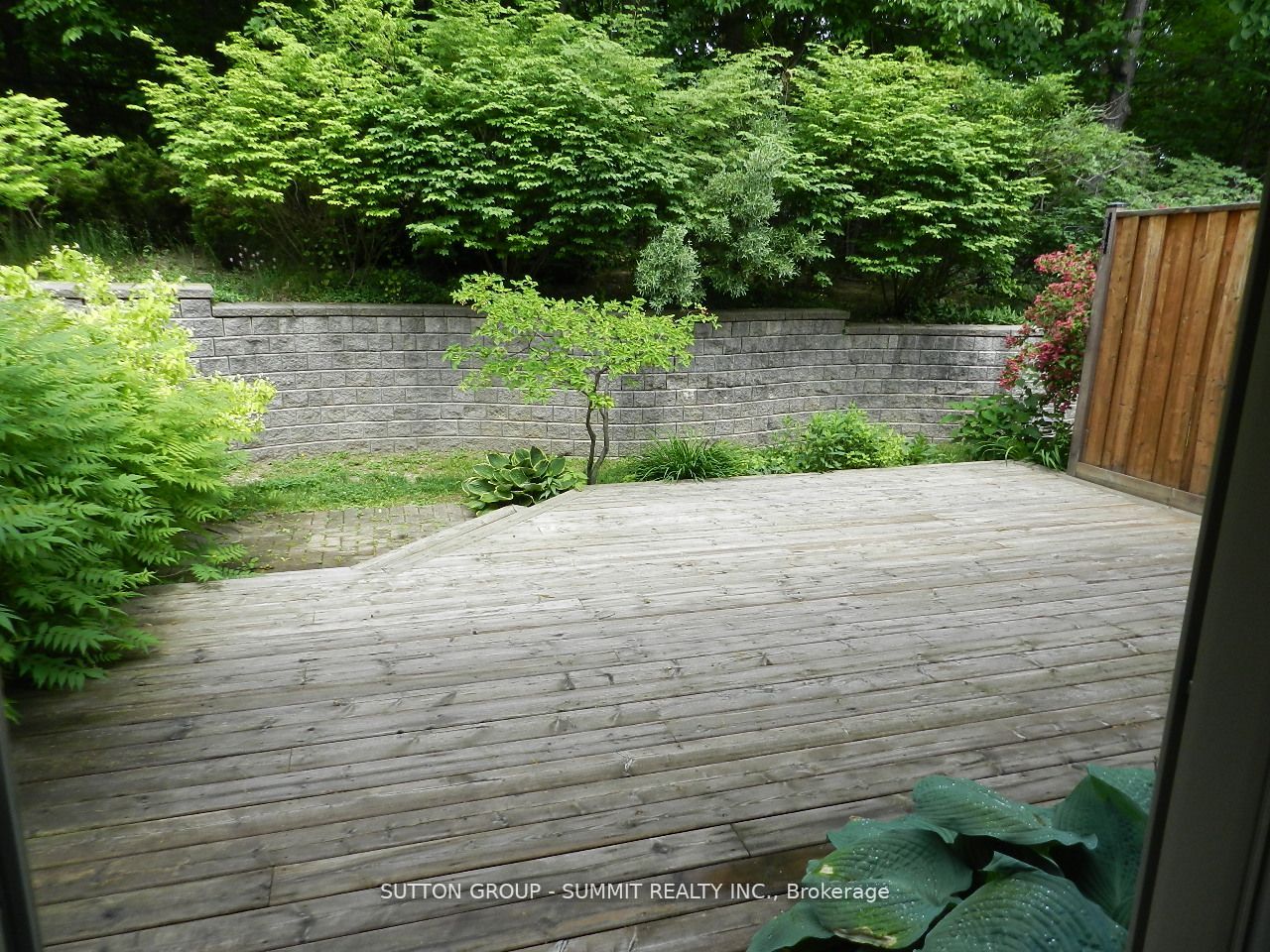 5490 GLEN ERIN Drive 16