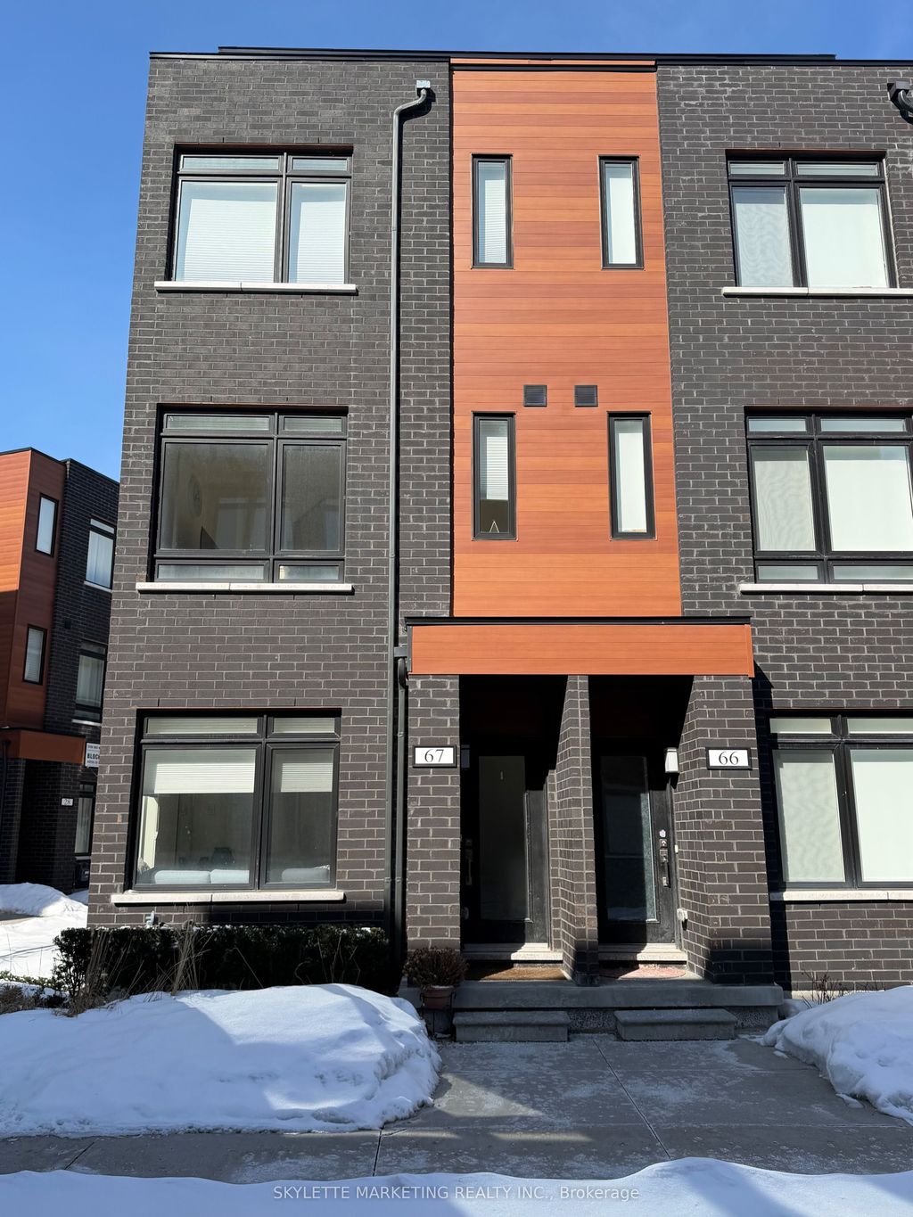 Photo of 370B Red Maple Road #67, Richmond Hill, ON L4C 6P5 (MLS # N12820620)