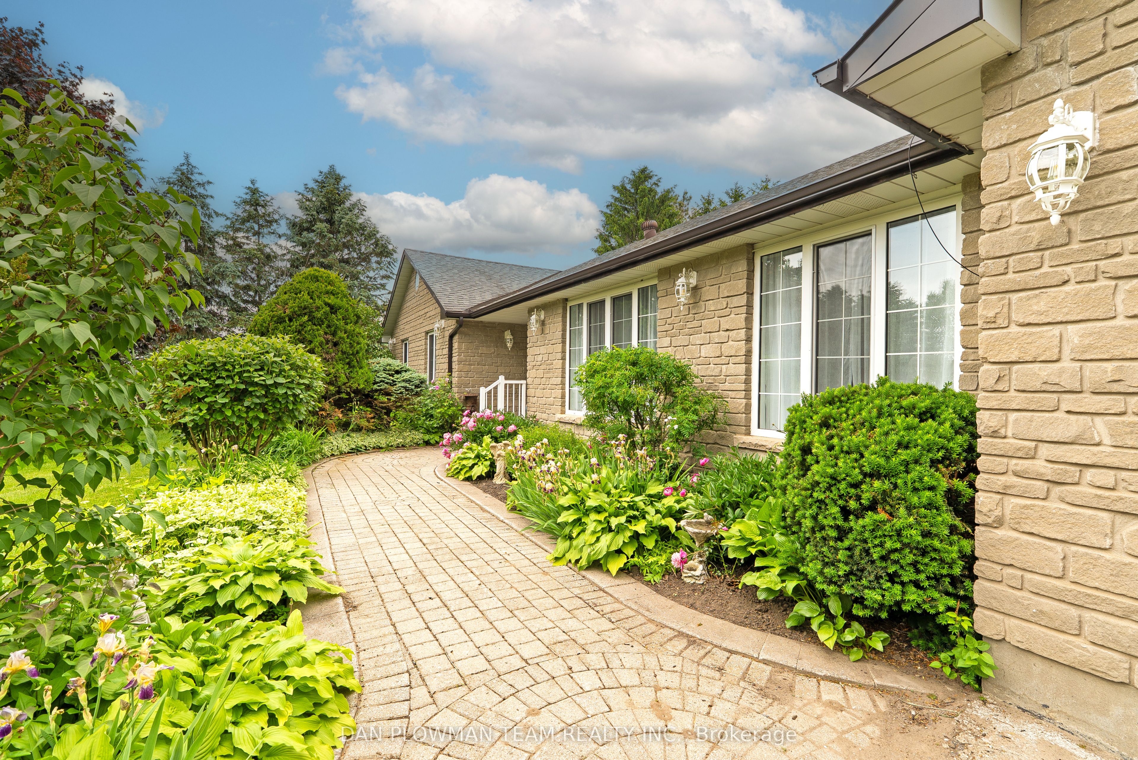 1902 Concession 9 Road