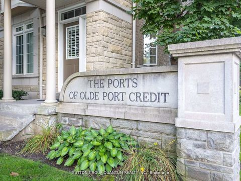 50 Rosewood Avenue Mississauga ON L5G 4W3