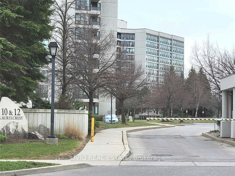 10 Laurelcrest Street 310