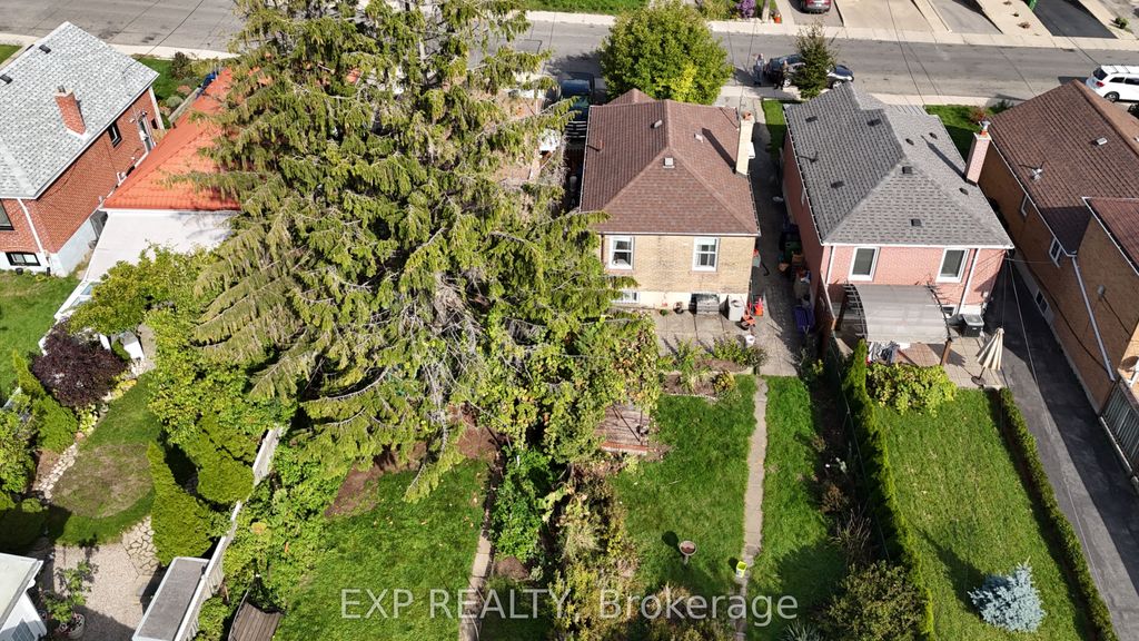 Photo of 546 Mc Roberts Avenue N, Toronto, ON M6E 4R6 (MLS # W12442782)