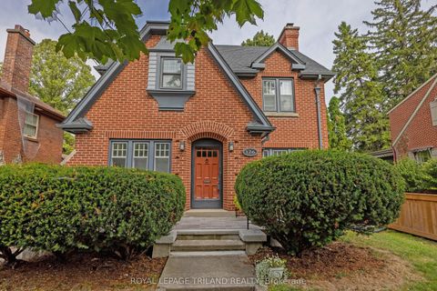 Photo of 176 Devonshire Avenue, London South, ON N6C 2J1 (MLS # X12423883)