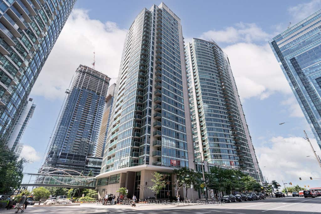 Photo of 381 Front Street W #2101, Toronto, ON M5V 3R8 (MLS # C13686816)