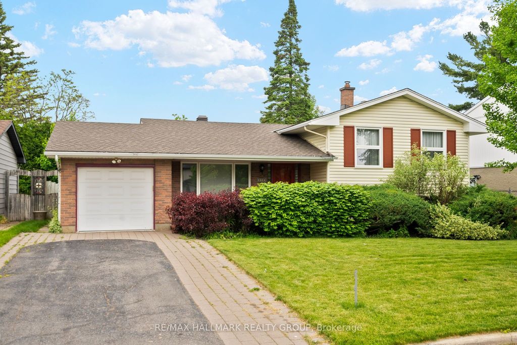 Photo of 2143 Hubbard Crescent, Beacon Hill North - South and Area, ON K1J 6L3 (MLS # X12632230)