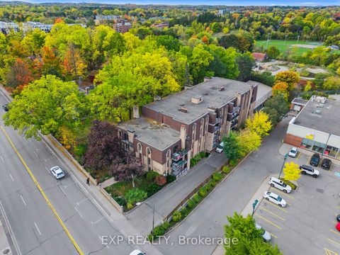 Photo of 15390 Yonge Street #203, Aurora, ON L4G 1N8 (MLS # N12466950)