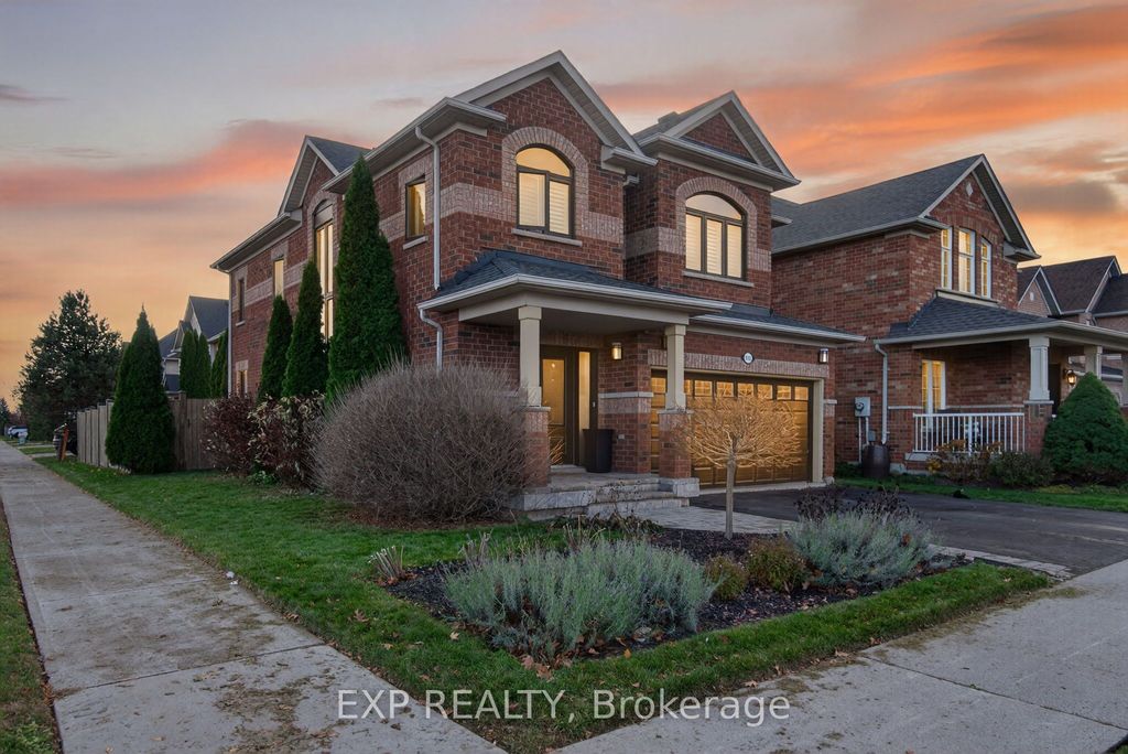 Photo of 5612 Blue Spruce Avenue, Burlington, ON L7L 7K2 (MLS # W12571826)