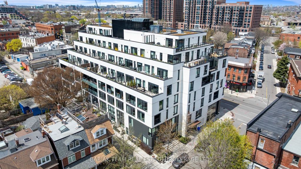 Photo of 530 Indian Grove #401, Toronto, ON M6P 0B3 (MLS # W12898894)