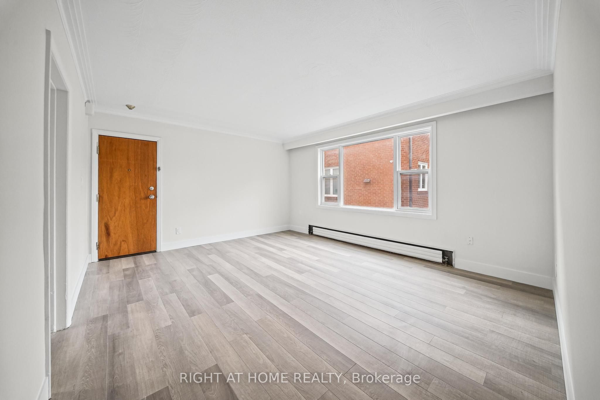32 Vanevery Street 3