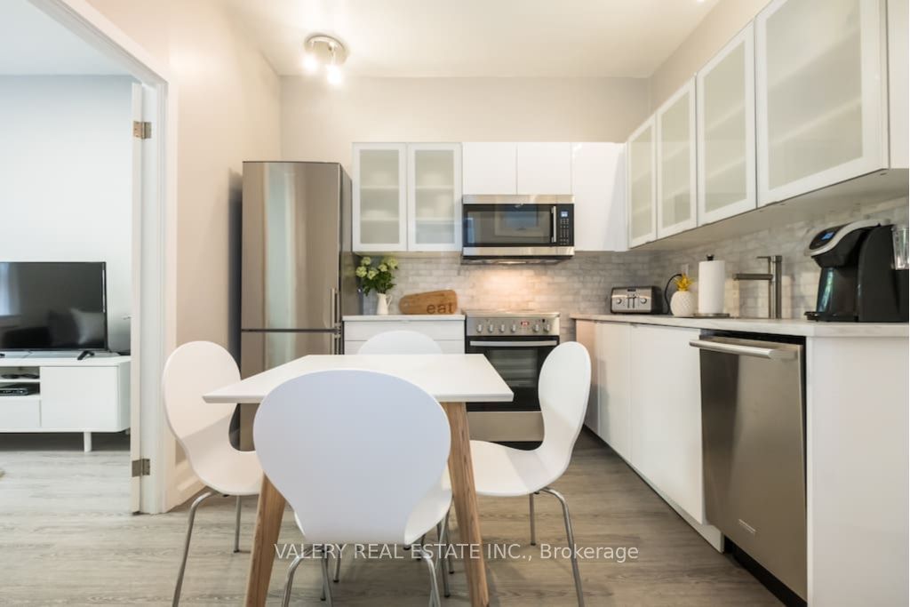 Photo of 11 St. Patricks Square, Toronto, ON M5T 1W8 (MLS # C12416109)