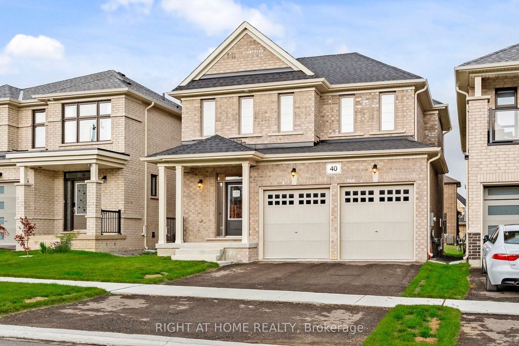 Photo of 40 Ainslie Hill Crescent, Georgina, ON L0E 1R0 (MLS # N12697910)