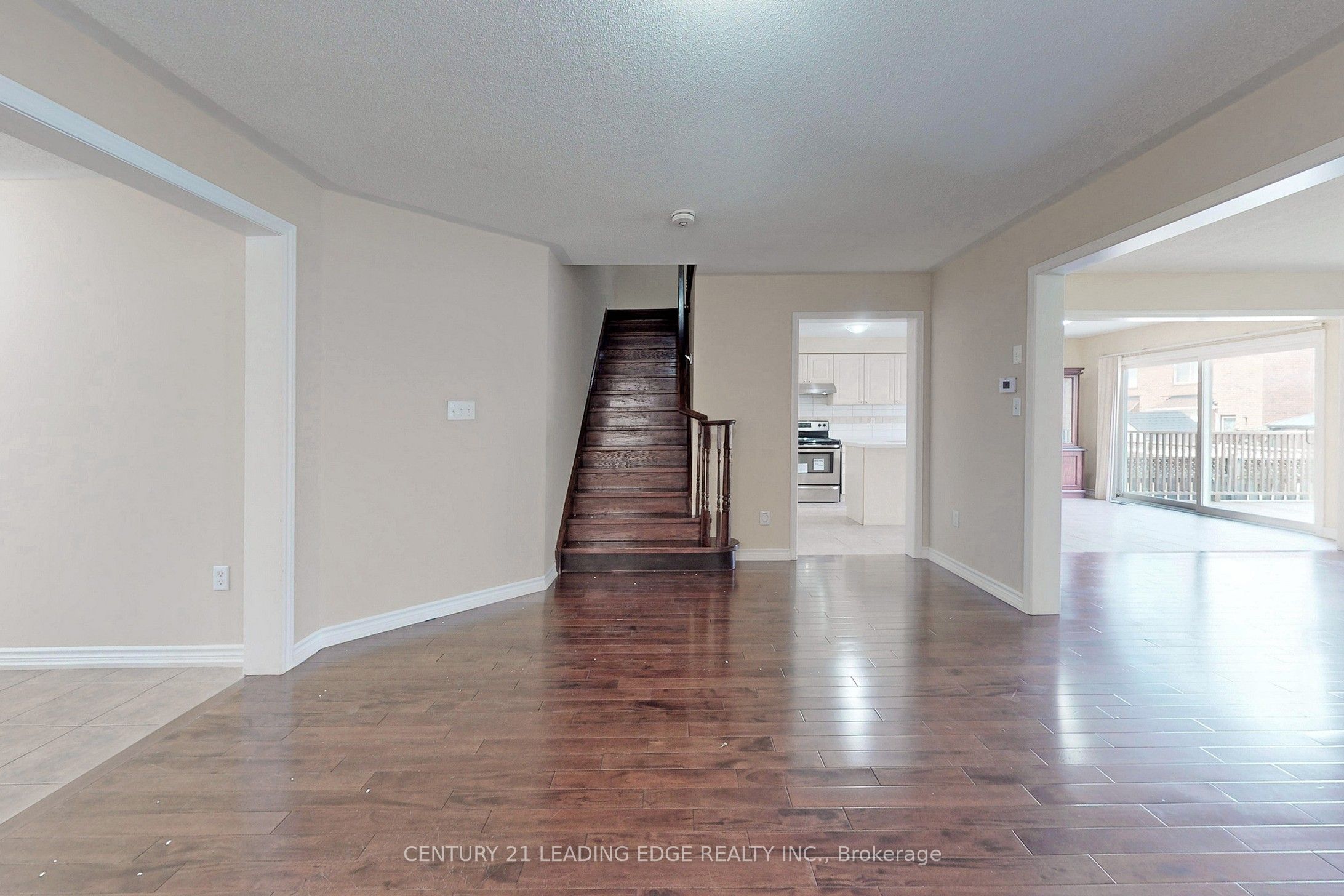 6 FIRWOOD Crescent MAIN