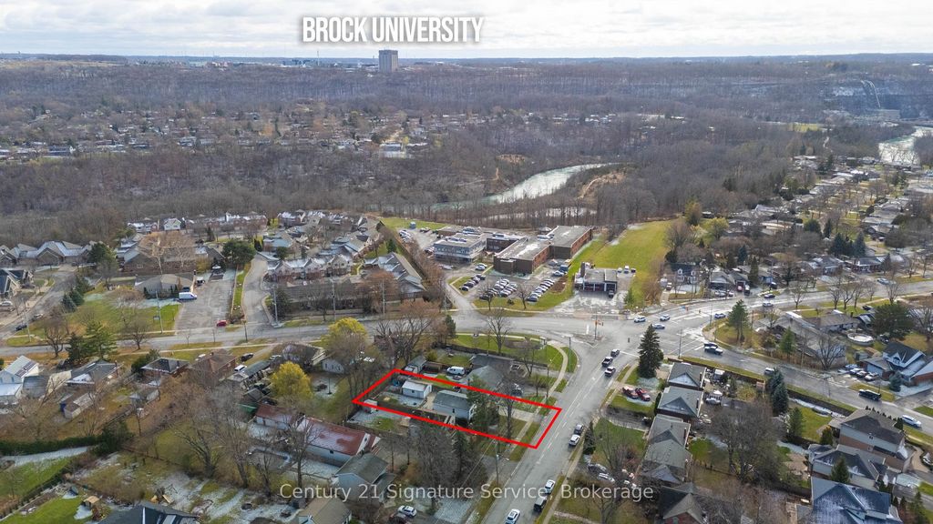 Photo of 30 Louth Street, St. Catharines, ON L2S 2T4 (MLS # X12631538)