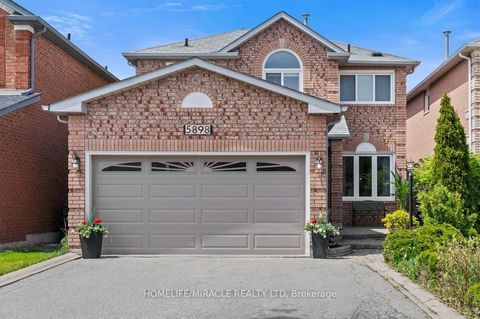 5898 Mersey Street Mississauga ON L5V 1V9