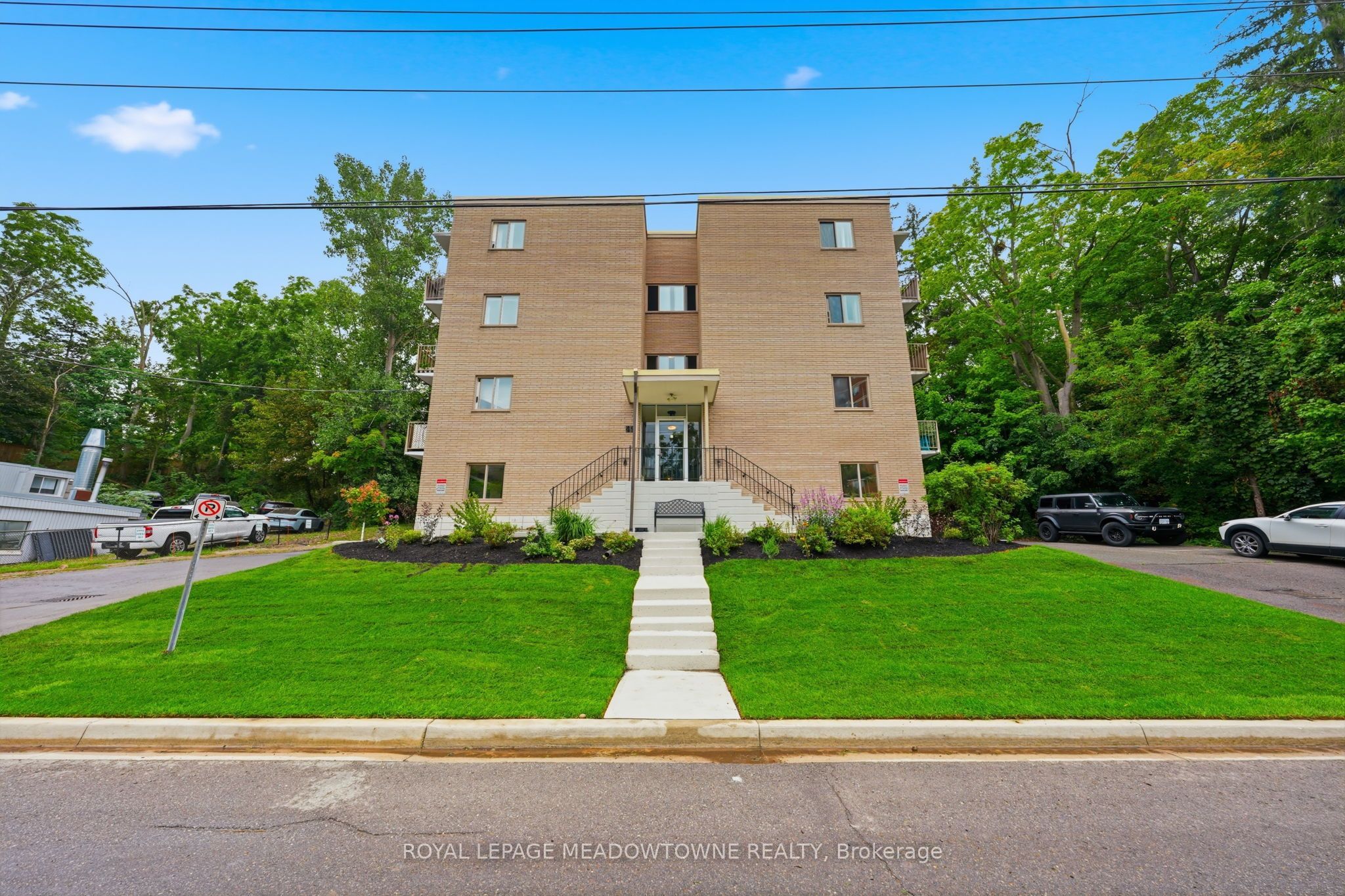 49 Park Avenue 301