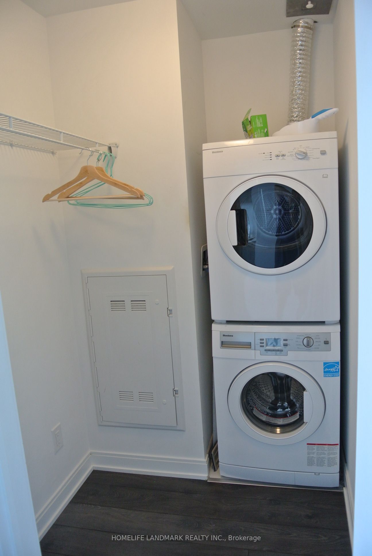 50 Charles Street E 3402