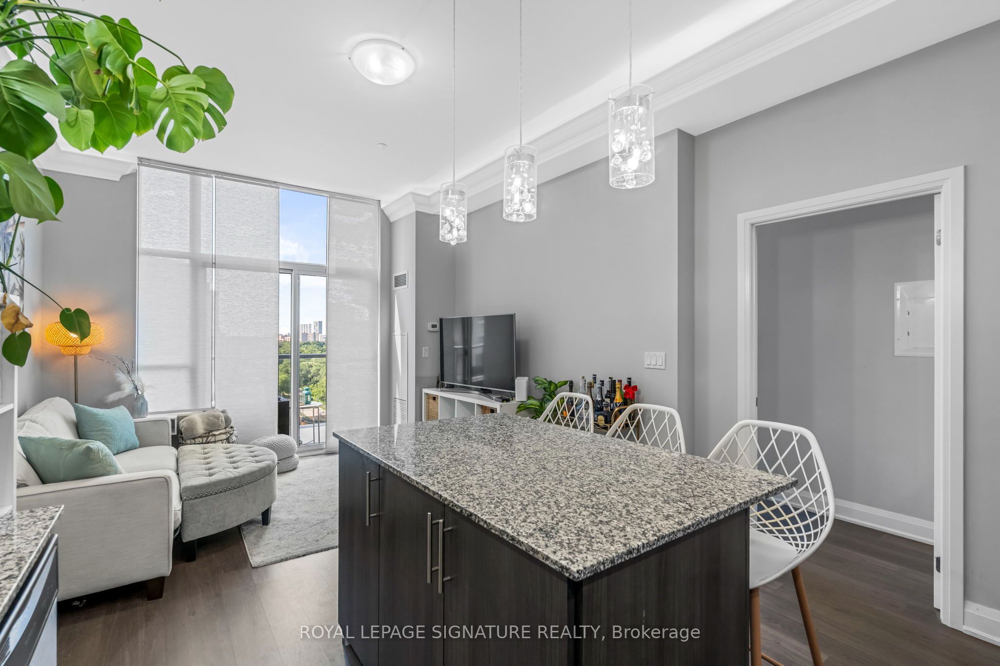35 Fontenay Court 1203