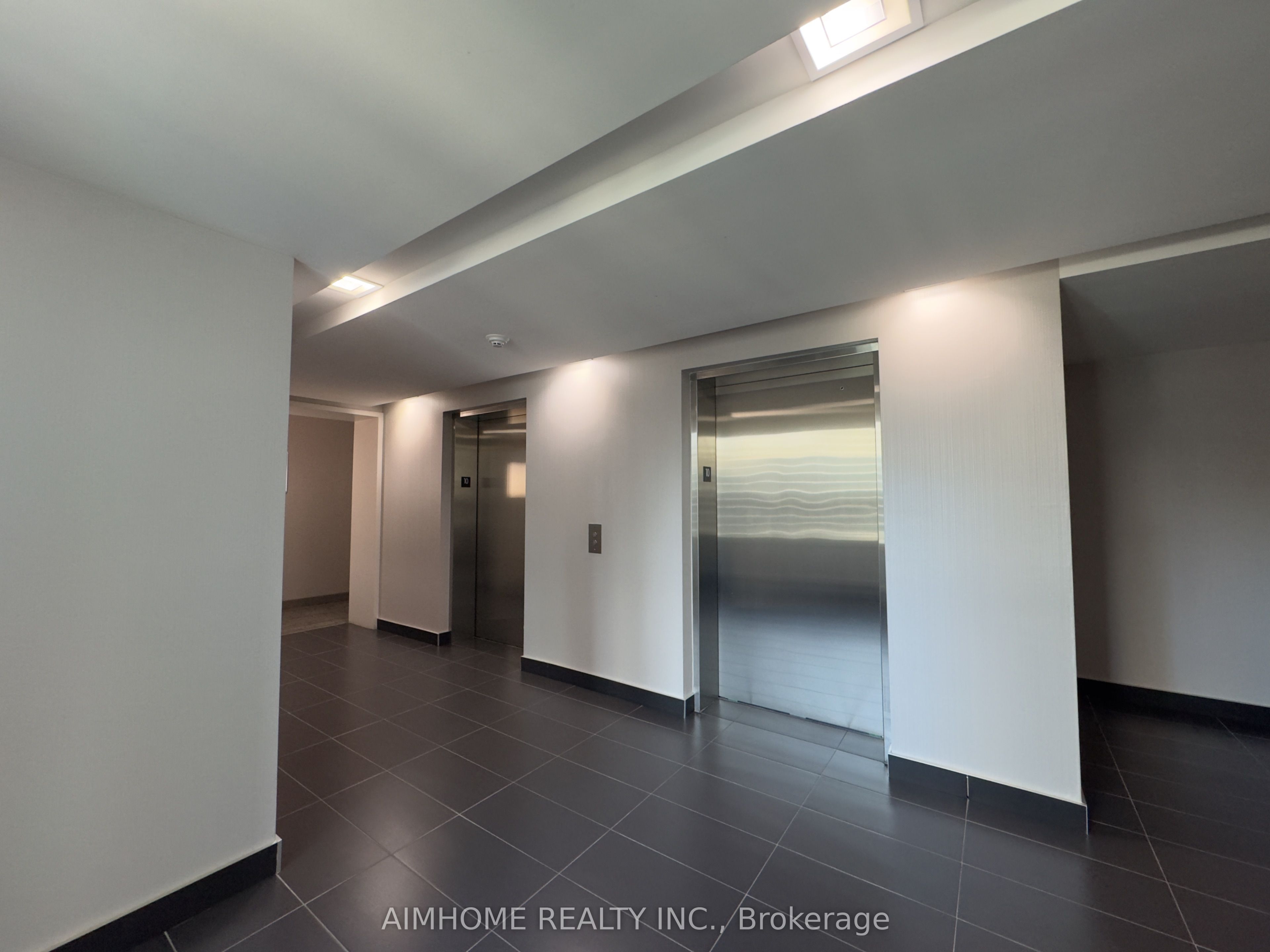 8 The Esplanade Avenue 1006