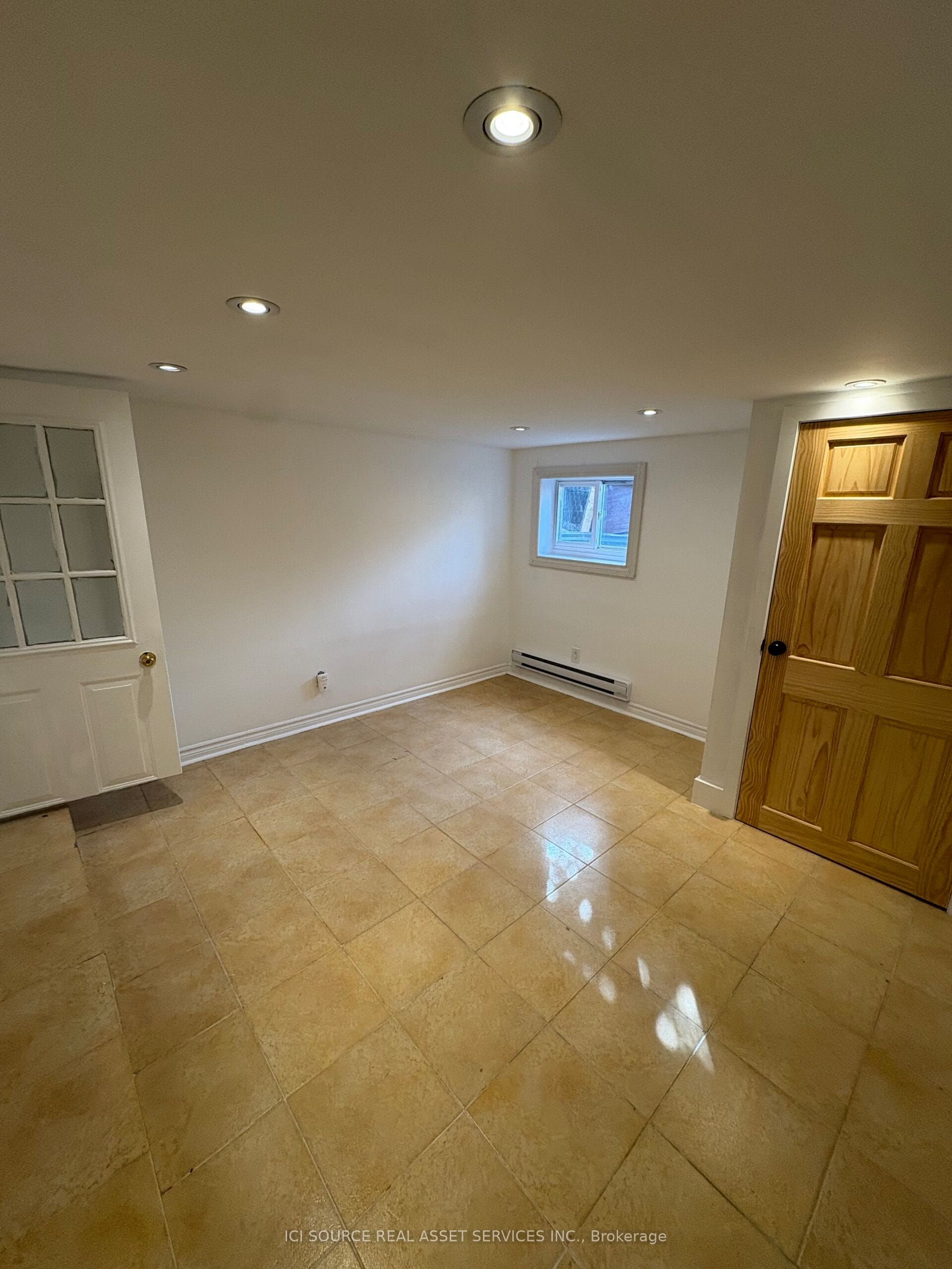 858 Manning Avenue BSMT