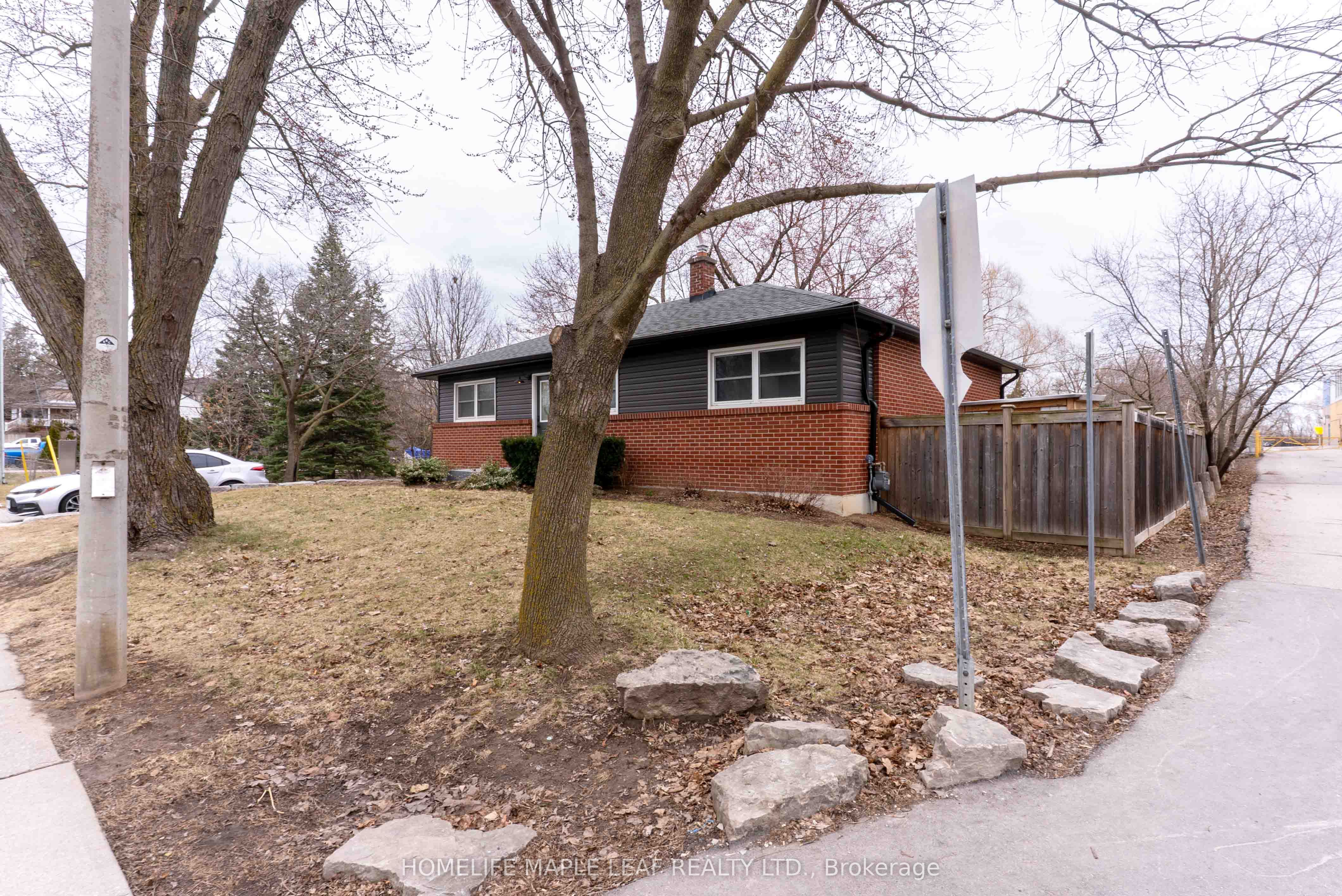 292 Woodward Avenue