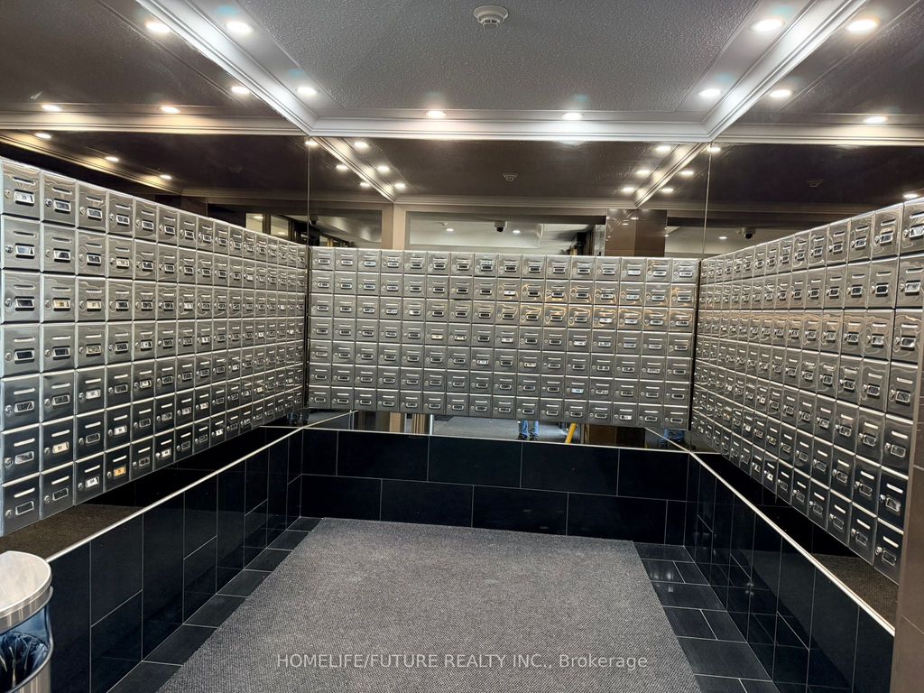 Photo of 5 Greystone Walk Drive #1807, Toronto, ON M1K 5J5 (MLS # E12897474)