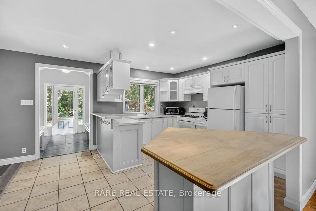 Photo of 56 SMALLMAN Drive, Wasaga Beach, ON L9Z 1L1 (MLS # S12450502)