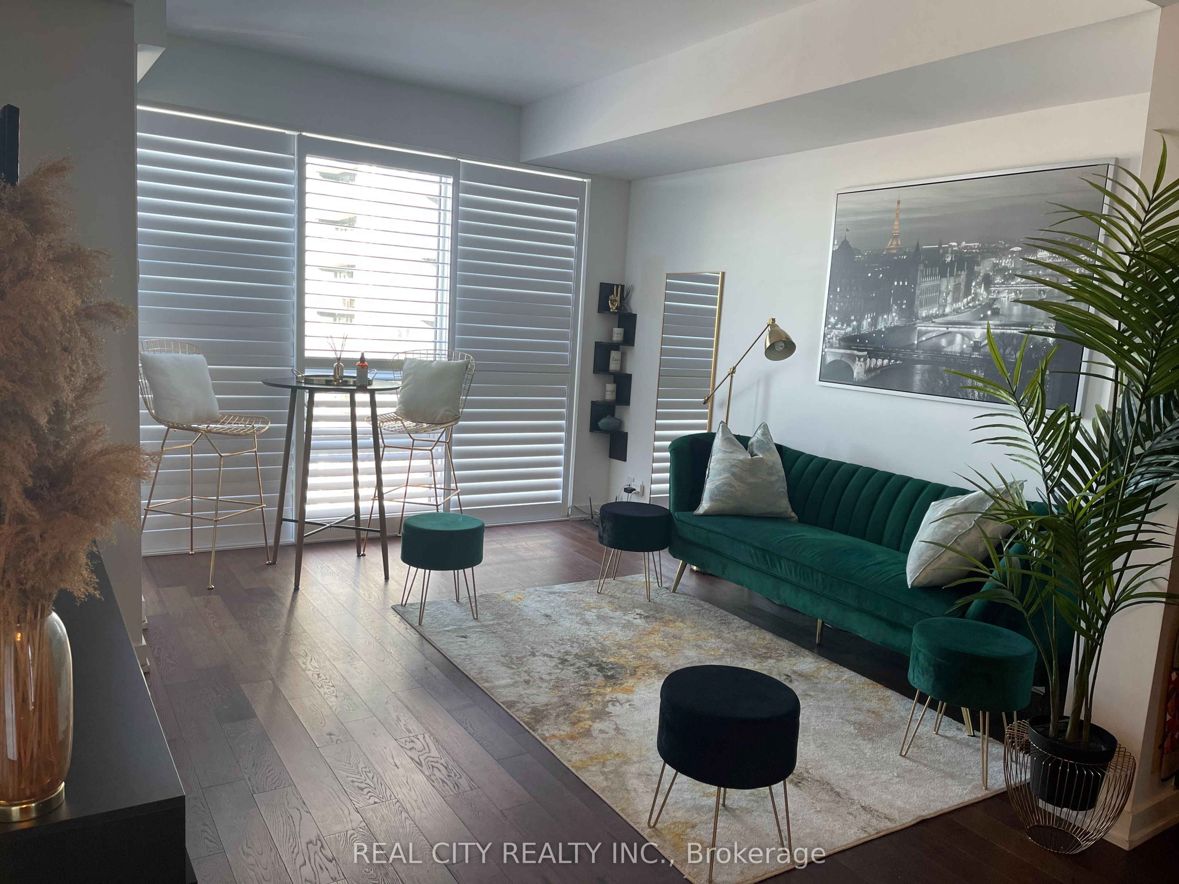 2212 Lakeshore Boulevard W 4309