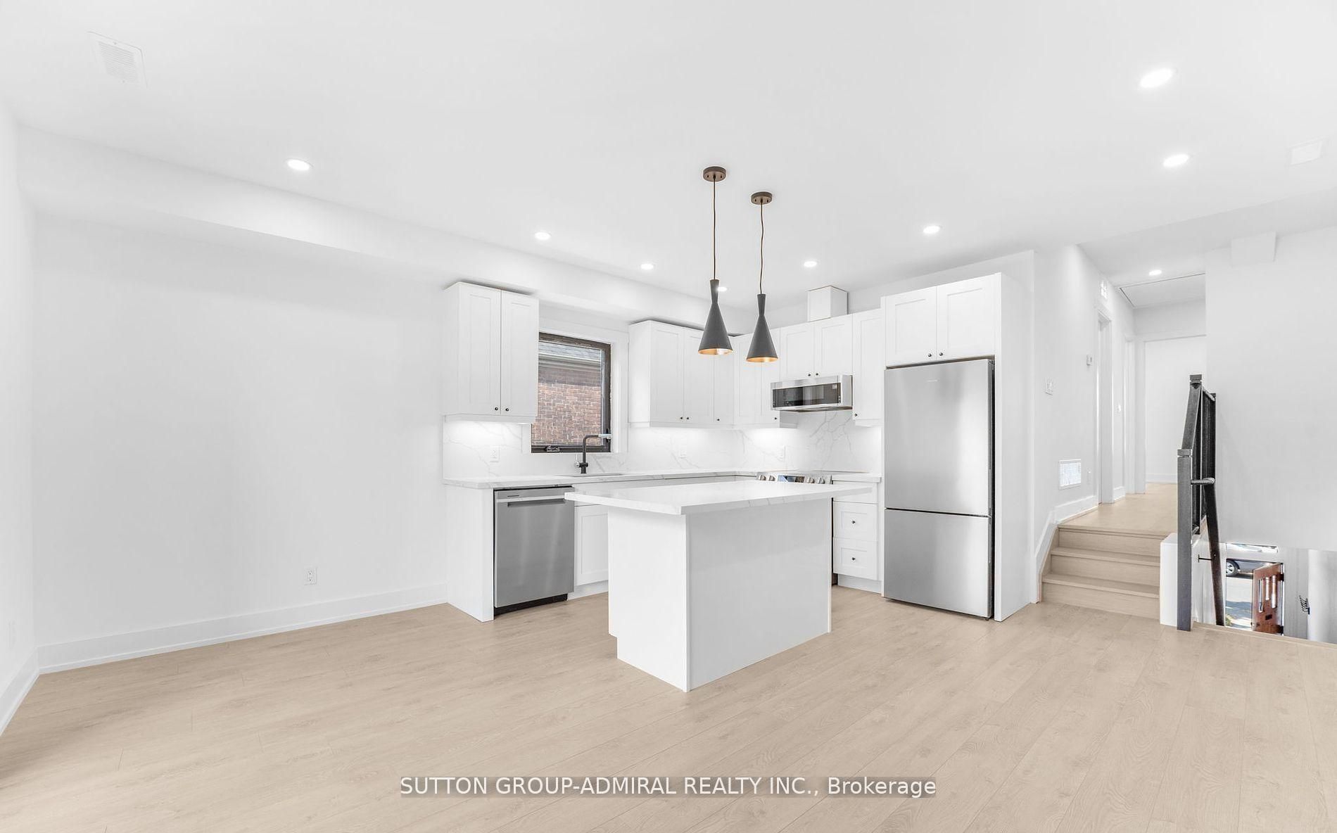 366 Margueretta Street 2nd Floor