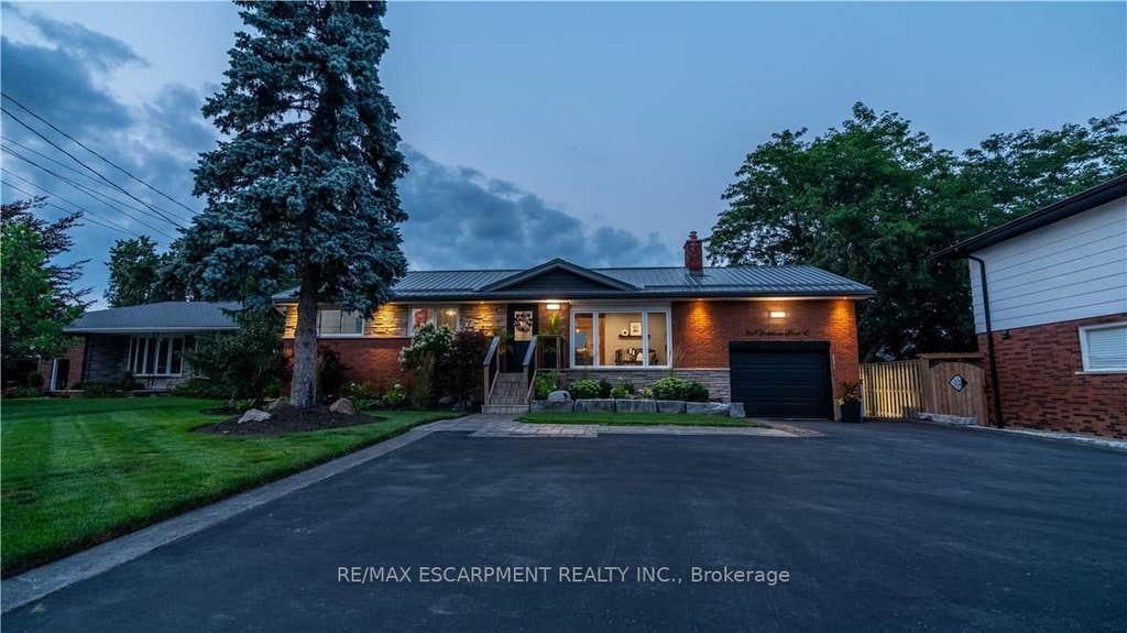 Photo of 368 Caithness Street, Haldimand, ON N3W 1C9 (MLS # X13673578)