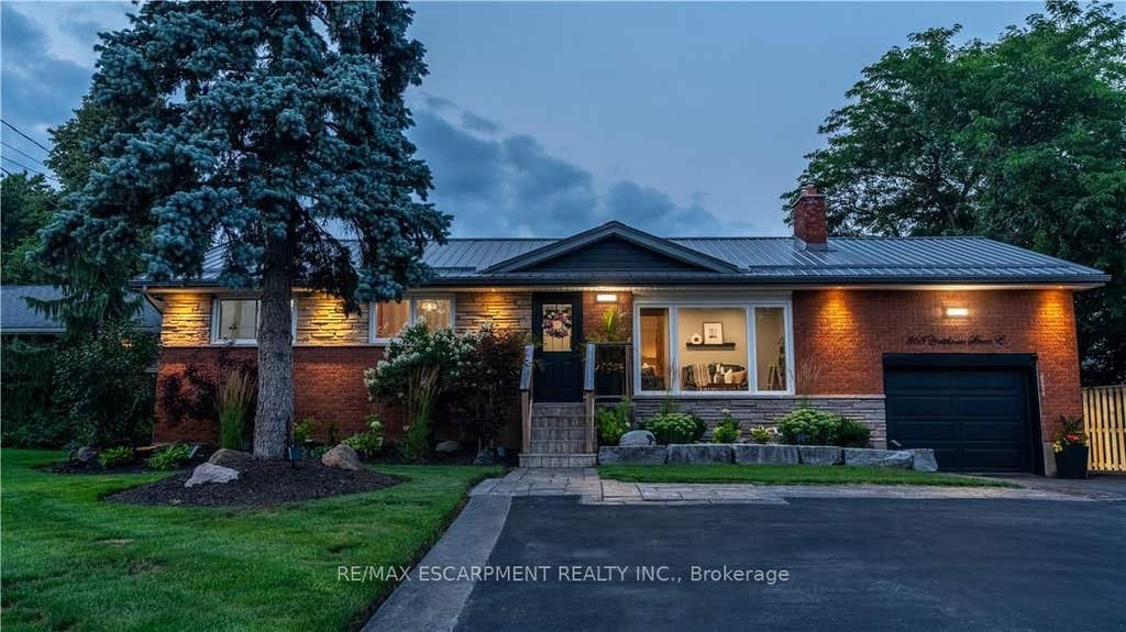 Photo of 368 Caithness Street, Haldimand, ON N3W 1C9 (MLS # X13673578)