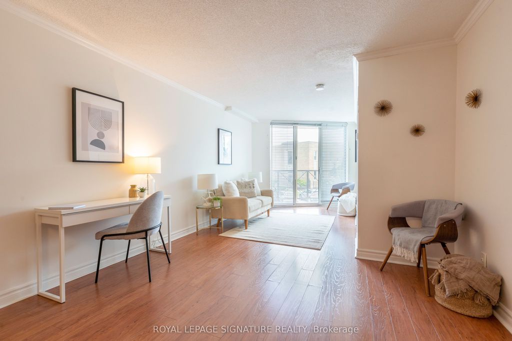 Photo of 356 McRae Drive #206, Toronto, ON M4G 4G4 (MLS # C12444238)