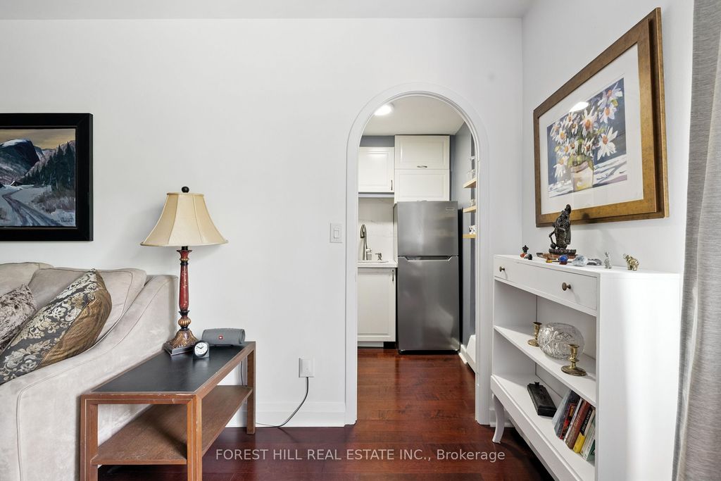 Photo of 21 Dale Avenue #805, Toronto, ON M4W 1K3 (MLS # C13023748)